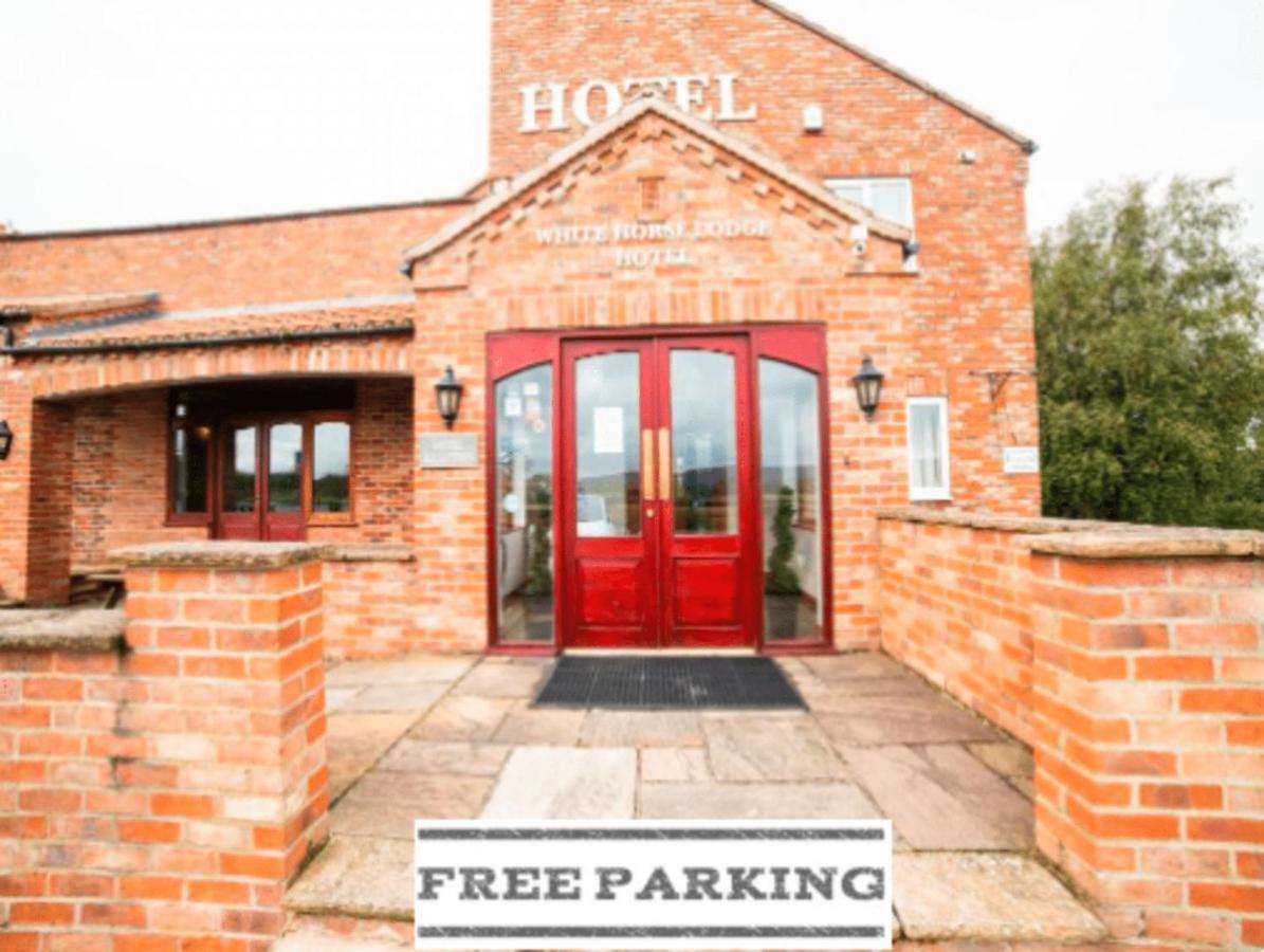 Oyo White Horse Lodge Hotel, East Thirsk Bagby Exteriér fotografie